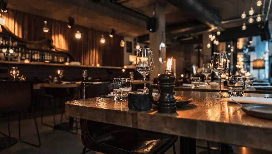 Ristorante-bar accogliente con clientela affezionata