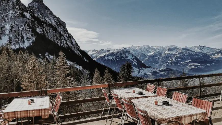 Restaurant d’altitude à Vendre – Emplacement privilégié en Valais