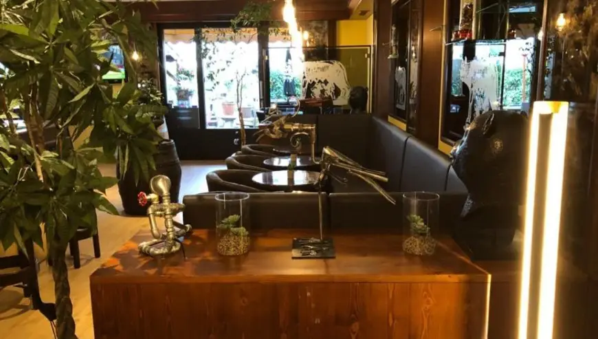 Café-Bar zu verkaufen in Martigny – La Louve