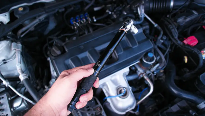 Gelegenheit für einen unabhängigen Mechaniker mit dieser kleinen Garage zum Verkauf