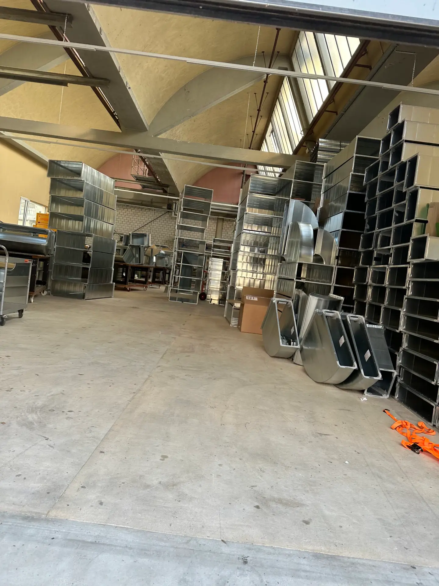 Produzione di sistemi di ventilazione e lavorazioni di lamiera – operatività immediata